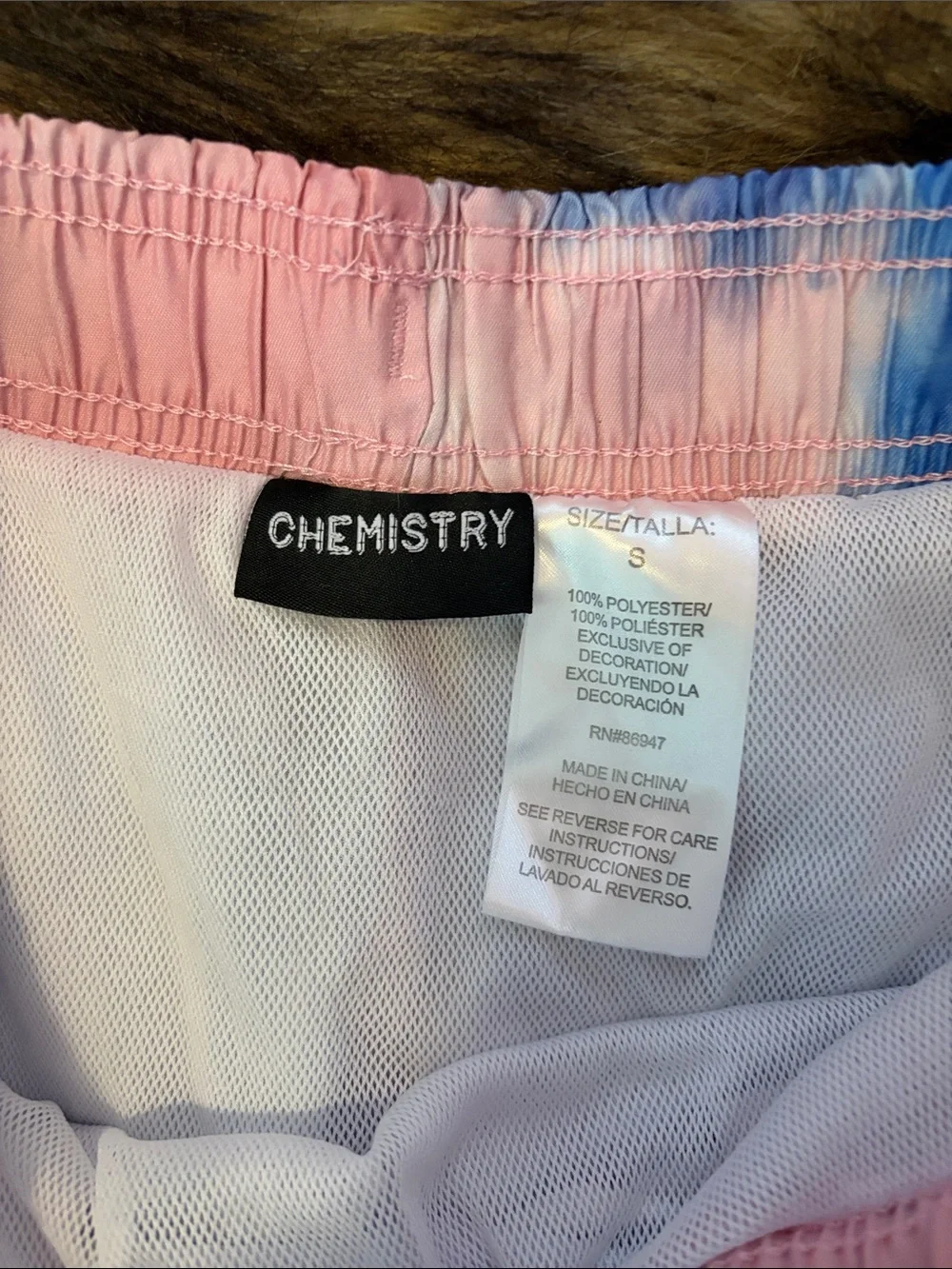 Chemistry Skeleton Surfer Tie-Dyed Men’s Mesh Lined Swim Trunks Size S